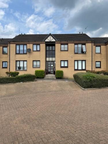 Castle Court, Kirkintilloch, G66 1LL